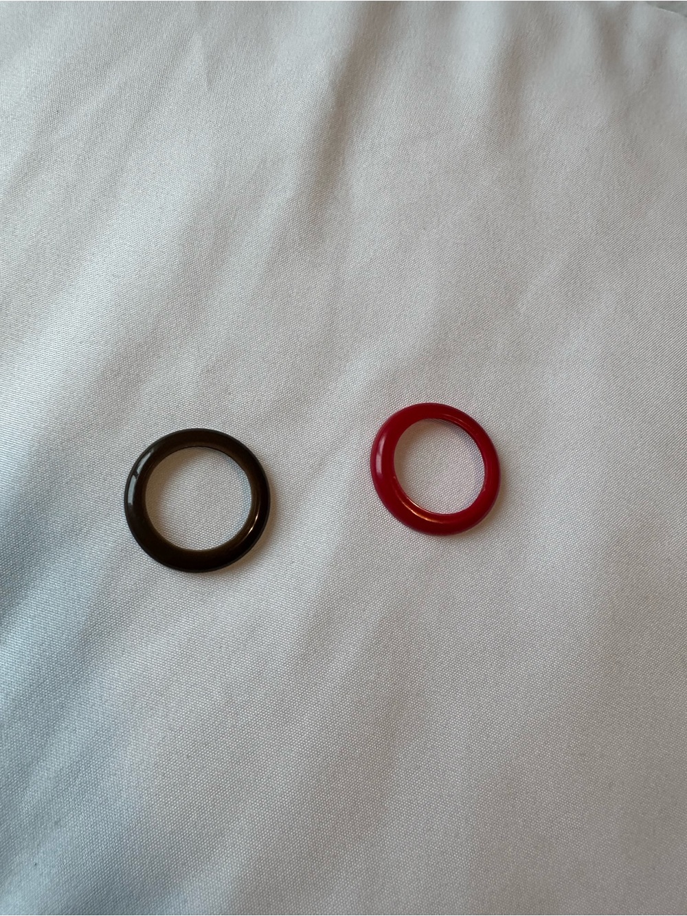 Gucci Brown and Red Circular Resin Rings